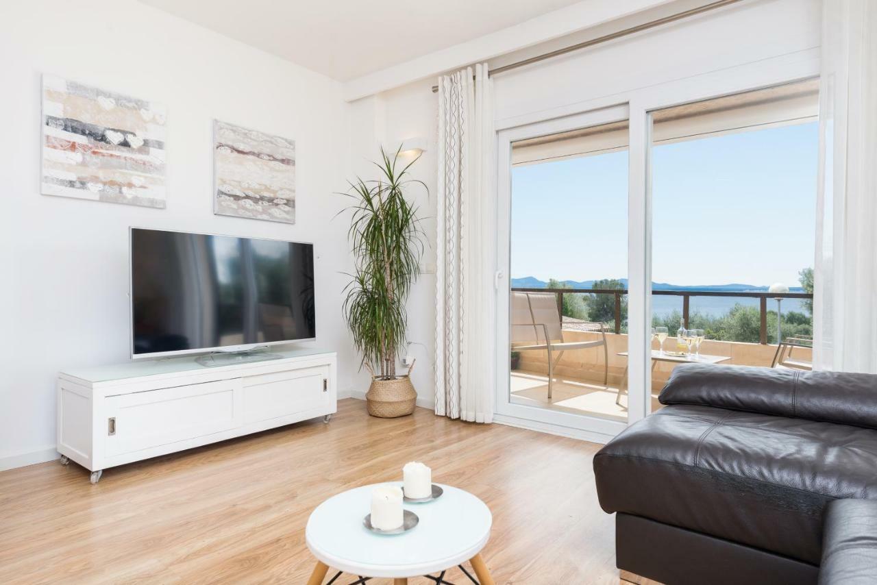 Alcanada Torre Mayor, Solo 50 Metros Del Mar Alcúdia Eksteriør bilde